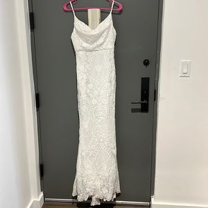 Wedding dress lace